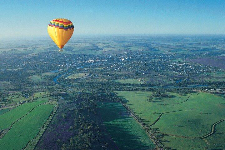 Avon Valley Hot Air Balloon Flight with Breakfast